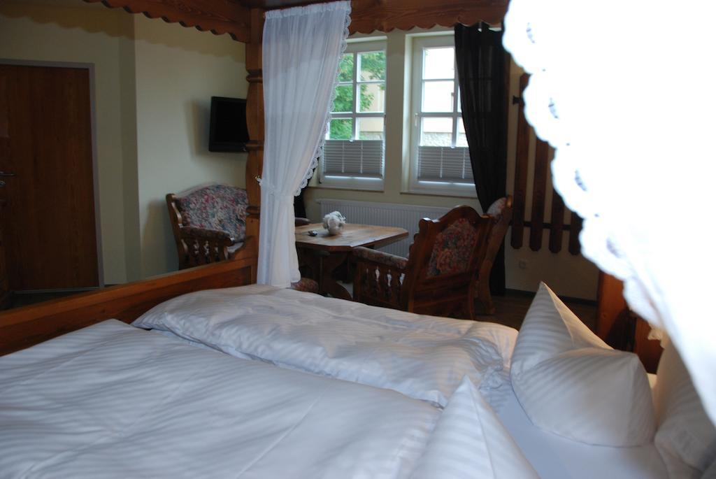 Landhotel Altes Pfarrhaus Kindelbrueck Værelse billede